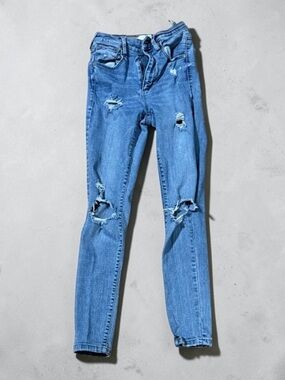 Garage Distressed Blue Skinny Jeans